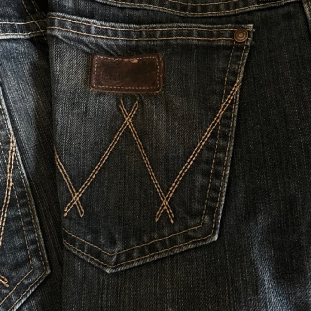 MEN'S WRANGLER RETRO® RELAXED FIT BOOTCUT JEAN 34 x 34